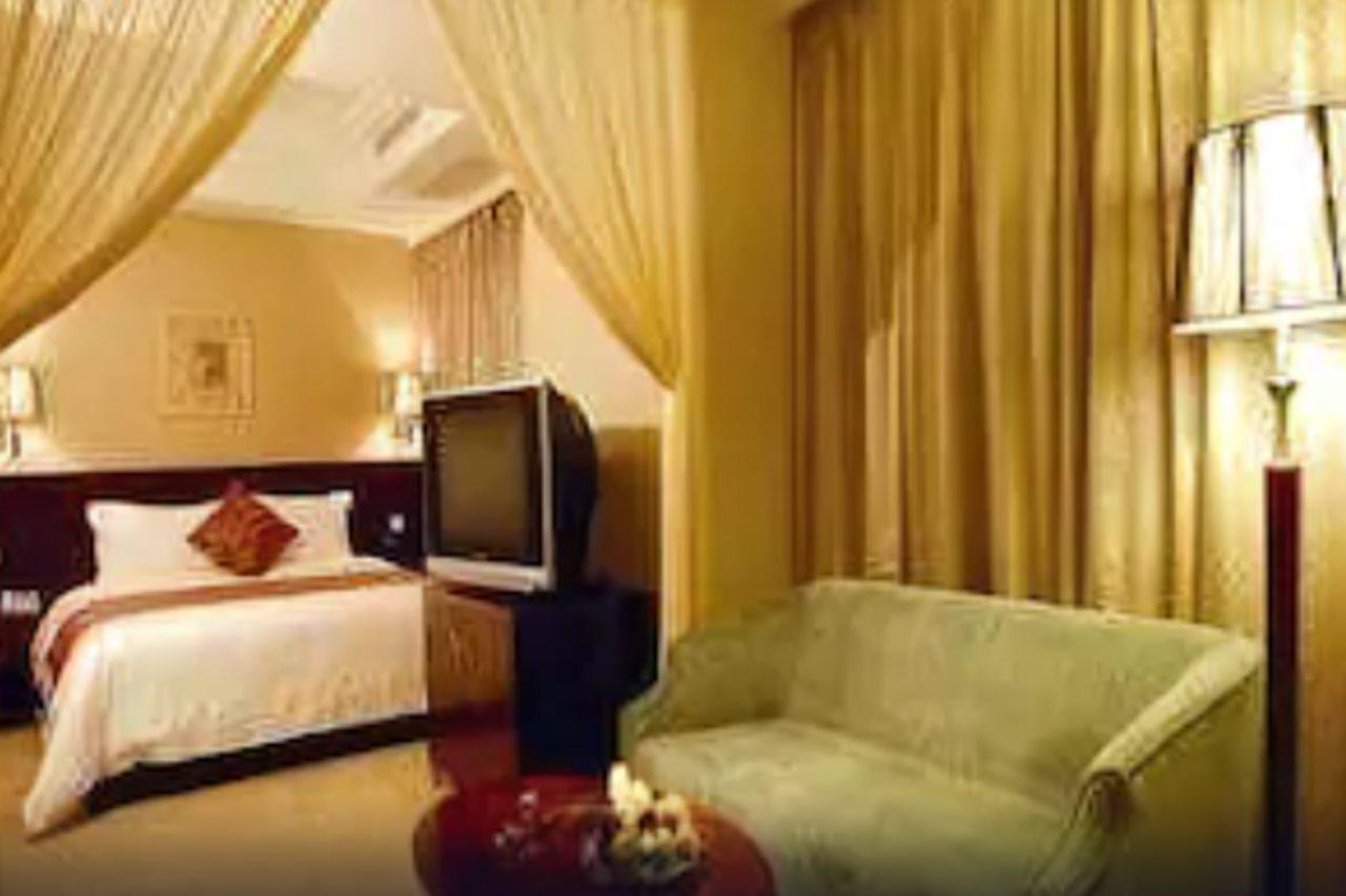 Ramada Shanghai Wujiaochang Exterior foto