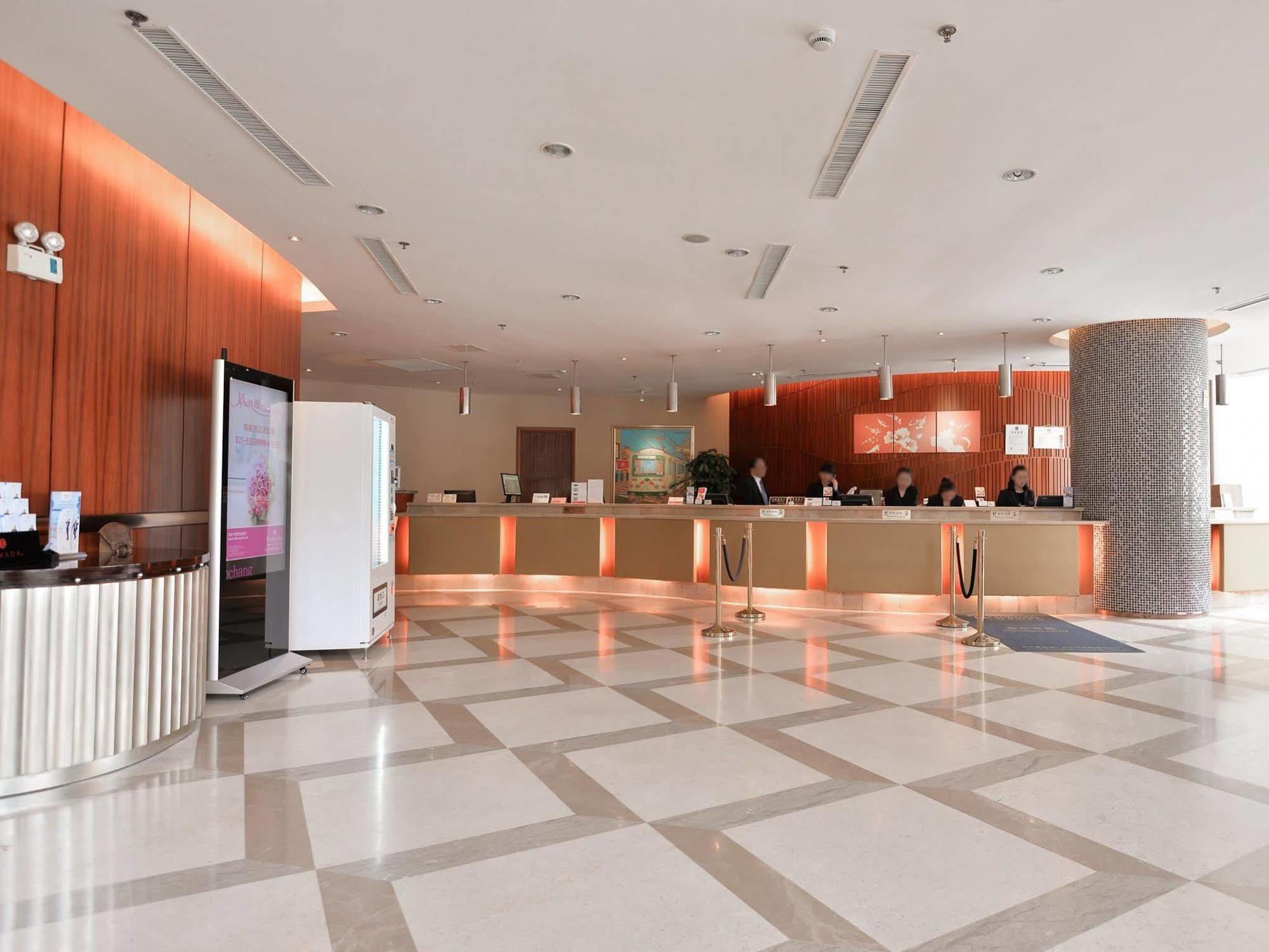Ramada Shanghai Wujiaochang Exterior foto
